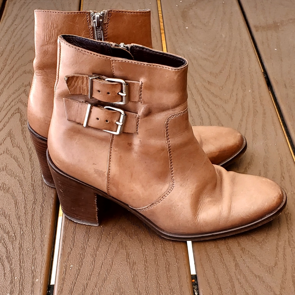 J.Crew Dean Tan Leather upper Buckle Ankle Boots - Women's size 9